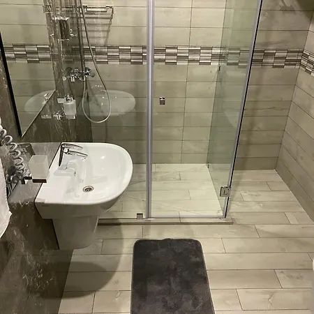 Kuprin Aparthotel